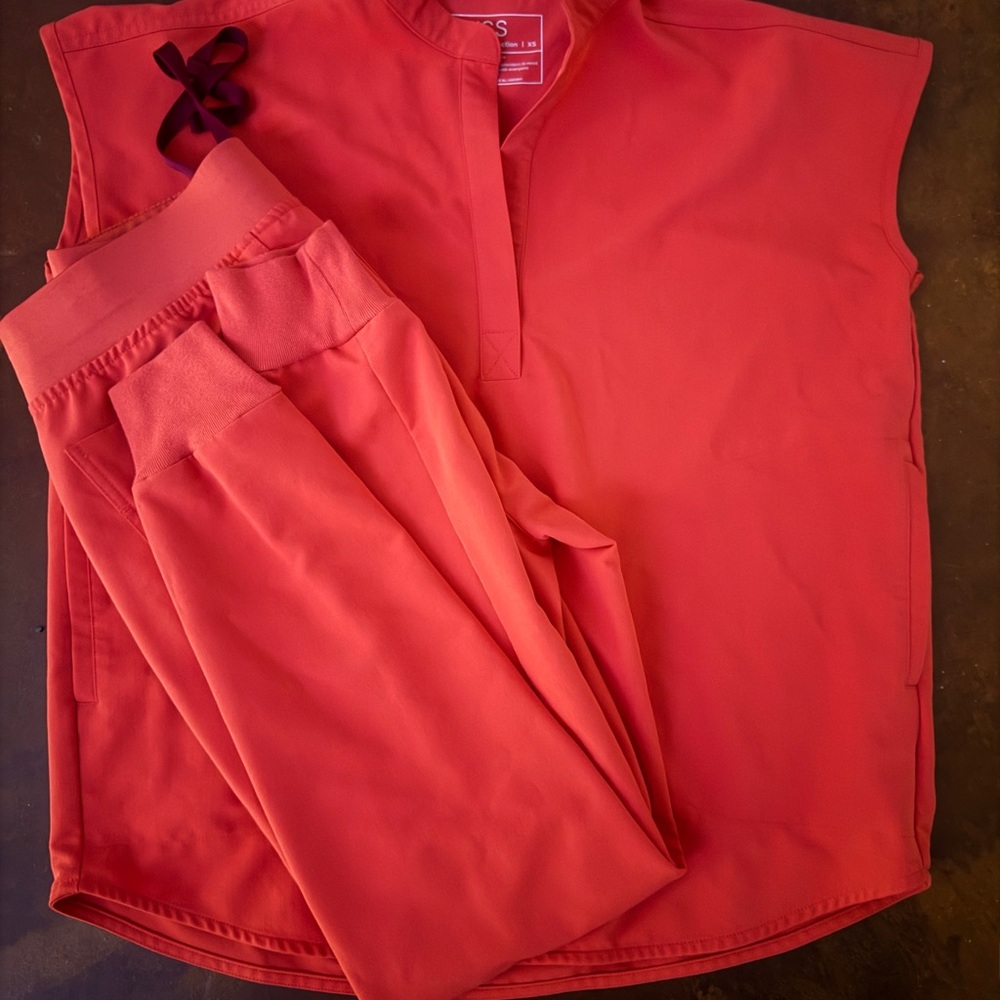 Figs Women's Vibrant Red Track Pants & Top Set
